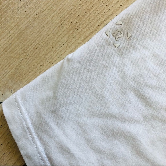 Lululemon Henley Fitted T Shirt in White - Picture 6 of 9